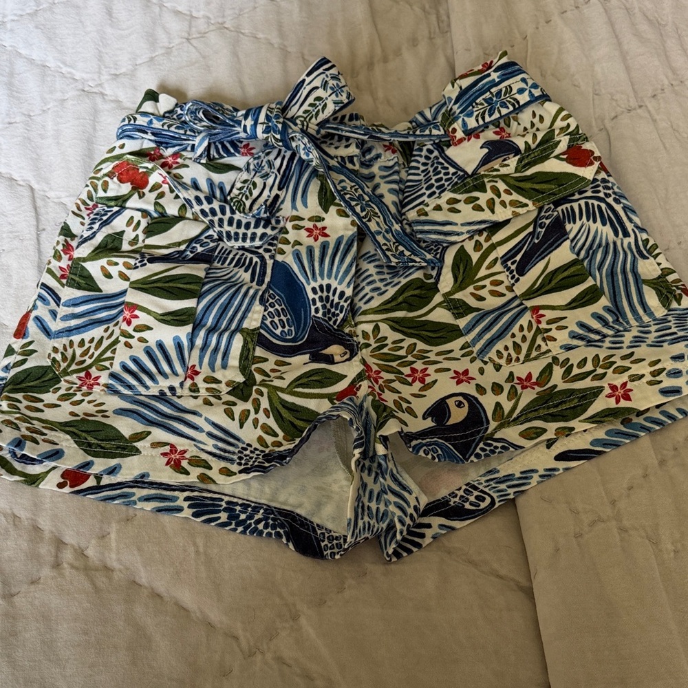FARM Rio White High-Waist Bird & Leaf Print Shorts
